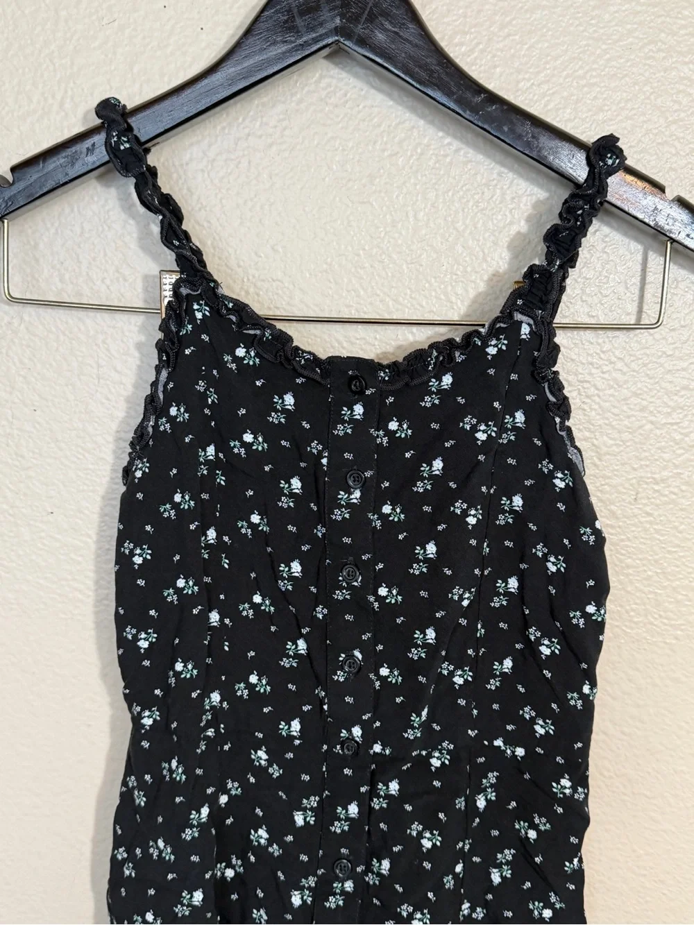 Gap Teen M Black Floral Button-Front romper with Light Blue
